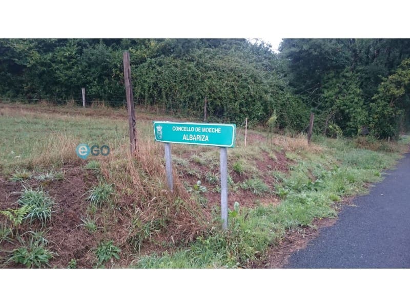 Villa til salg i Moeche - € 50.000 (Ref: 5456152)