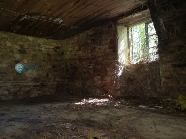 Villa til salgs i Moeche - € 50 000 (Ref: 5456152)