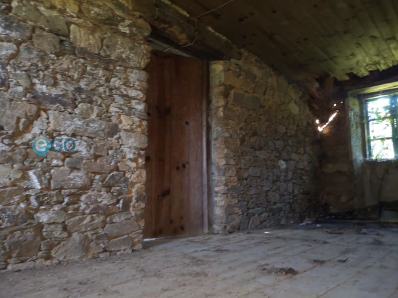 Villa til salg i Moeche - € 50.000 (Ref: 5456152)