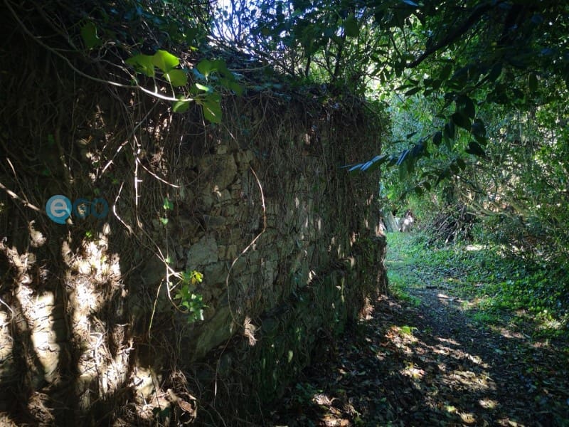 Villa til salg i Moeche - € 50.000 (Ref: 5456152)