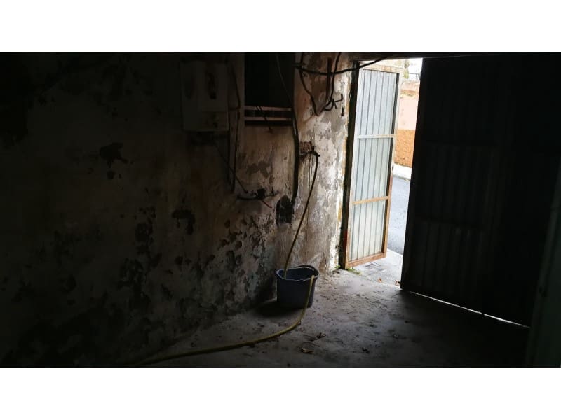 6 bedroom Townhouse for sale in Ferrol with garage - € 130,000 (Ref: 5724087)