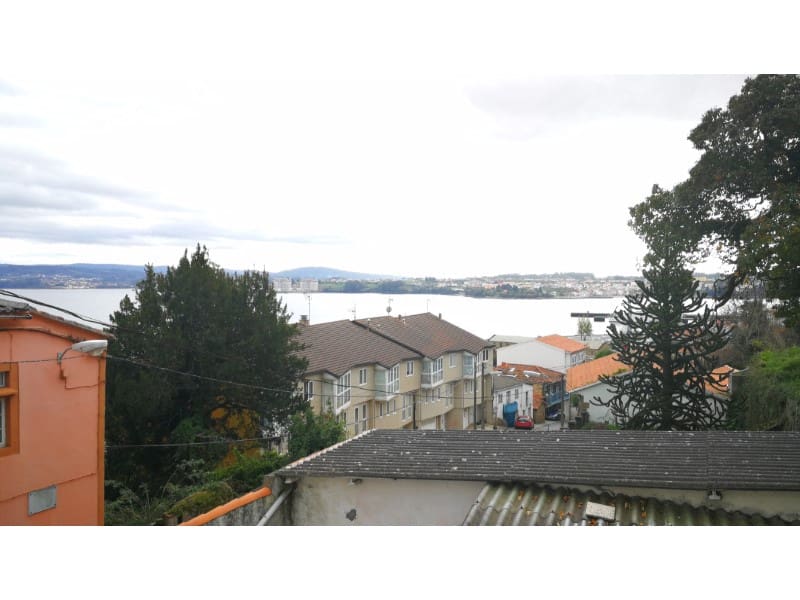 6 bedroom Townhouse for sale in Ferrol with garage - € 130,000 (Ref: 5724087)
