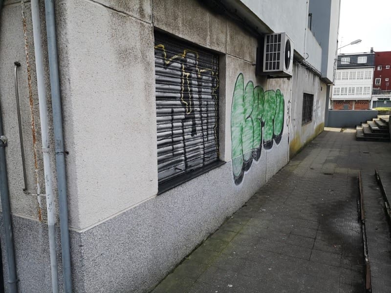 Erhverv til salg i Ferrol - € 51.000 (Ref: 5855058)