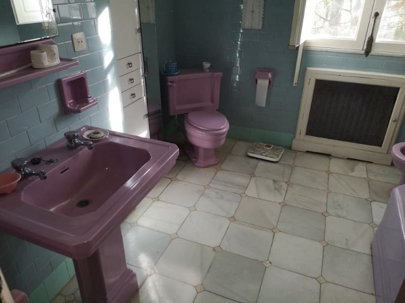 5 soveværelse Finca/Landehus til salg i Bergondo med swimmingpool garage - € 800.000 (Ref: 5922008)