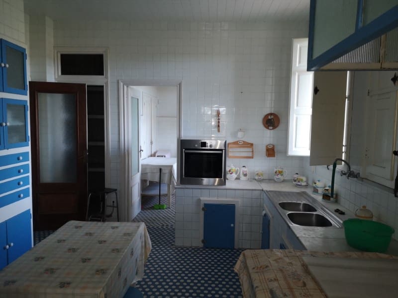 5 soveværelse Finca/Landehus til salg i Bergondo med swimmingpool garage - € 800.000 (Ref: 5922008)