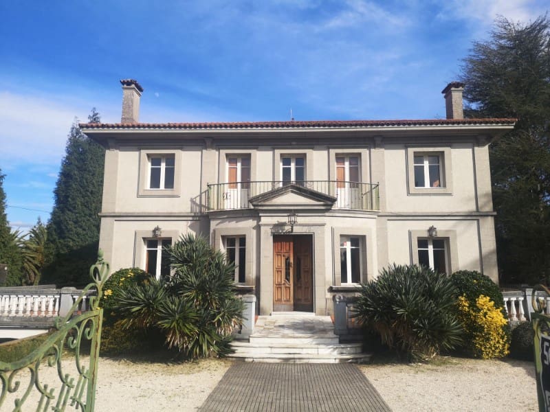 5 soveværelse Finca/Landehus til salg i Bergondo med swimmingpool garage - € 800.000 (Ref: 5922008)