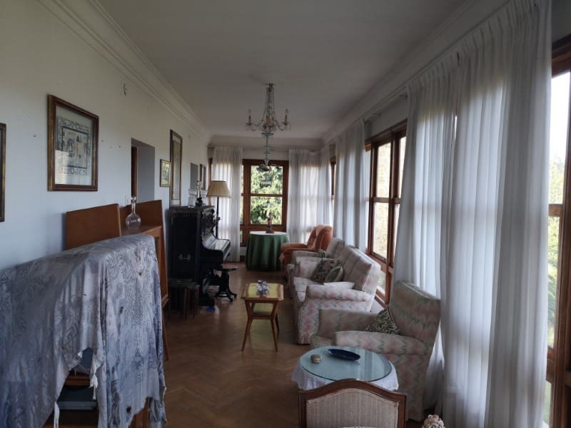 5 soveværelse Finca/Landehus til salg i Bergondo med swimmingpool garage - € 800.000 (Ref: 5922008)