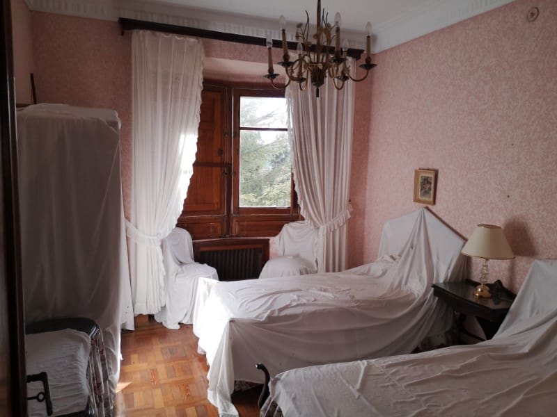 5 soveværelse Finca/Landehus til salg i Bergondo med swimmingpool garage - € 800.000 (Ref: 5922008)