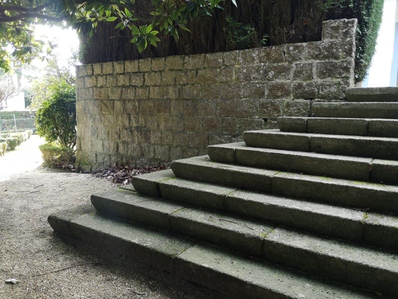 5 soveværelse Finca/Landehus til salg i Bergondo med swimmingpool garage - € 800.000 (Ref: 5922008)