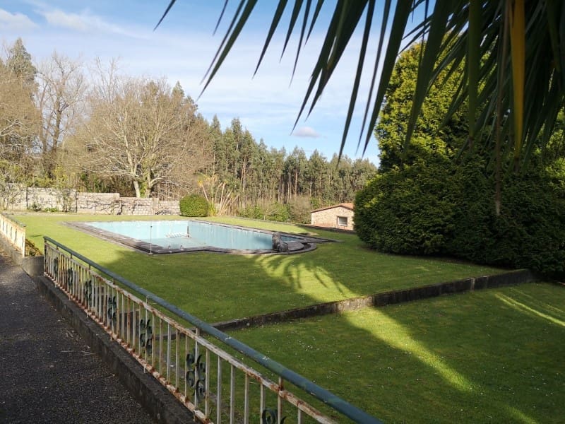 5 soveværelse Finca/Landehus til salg i Bergondo med swimmingpool garage - € 800.000 (Ref: 5922008)