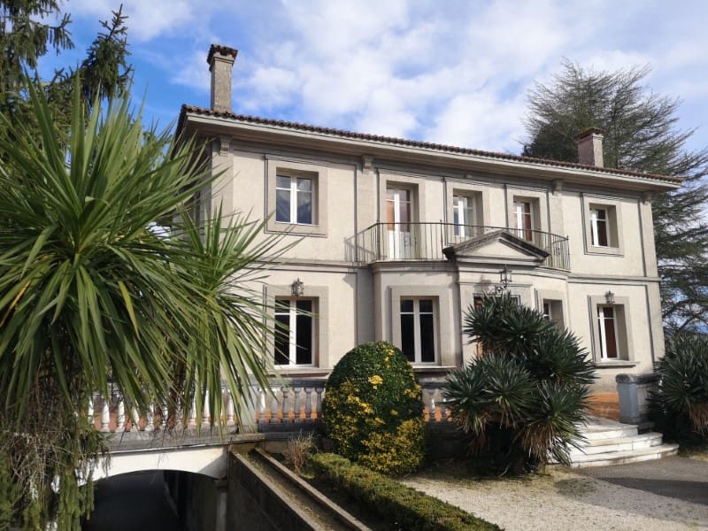 5 soveværelse Finca/Landehus til salg i Bergondo med swimmingpool garage - € 800.000 (Ref: 5922008)