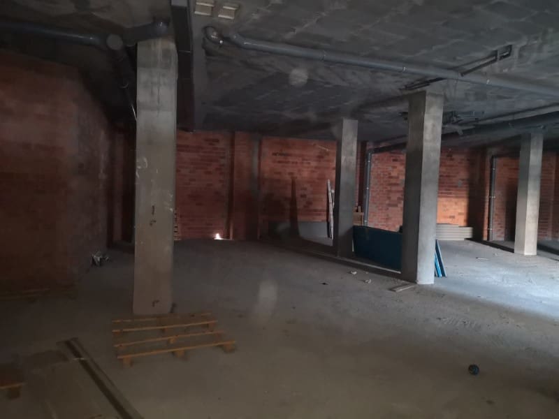 Komercyjne na sprzedaż w Naron - 250 000 € (Ref: 5948317)