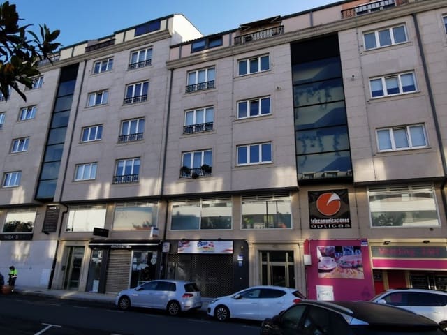 3 bedroom Flat for rent in Narón with garage - € 900 (Ref: 6108079)