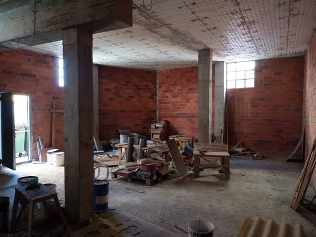 Commercial for sale in Ares - € 75,000 (Ref: 6115543)