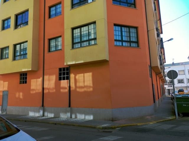 Commercial for sale in Ares - € 75,000 (Ref: 6115543)