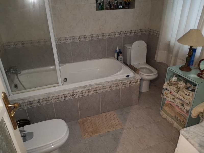 4 sypialnia Mieszkanie na sprzedaż w Ferrol - 125 000 € (Ref: 6259274)