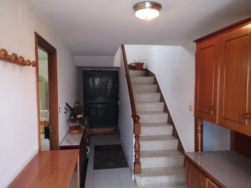 6 soveværelse Byhus til salg i Mino - € 175.000 (Ref: 6279847)