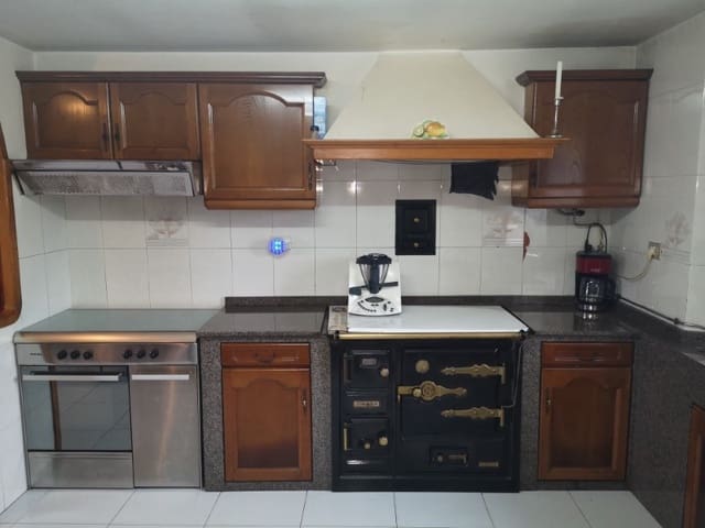 6 chambre Maison de Ville à vendre à Miño - 175 000 € (Ref: 6279847)