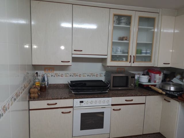 6 chambre Maison de Ville à vendre à Miño - 175 000 € (Ref: 6279847)