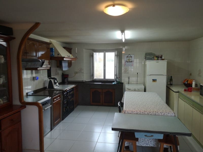 6 soveværelse Byhus til salg i Mino - € 175.000 (Ref: 6279847)