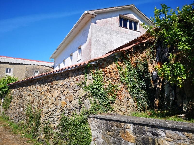 6 soveværelse Byhus til salg i Mino - € 175.000 (Ref: 6279847)