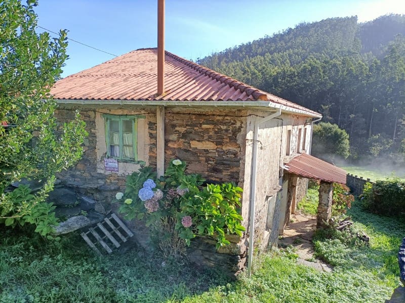 3 soveværelse Byhus til salg i Cedeira - € 58.000 (Ref: 6368874)