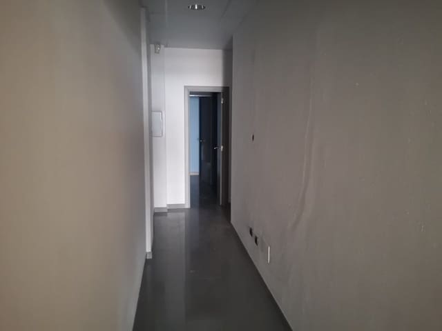 Kommersiell til salgs i Ferrol - € 110 300 (Ref: 6437874)