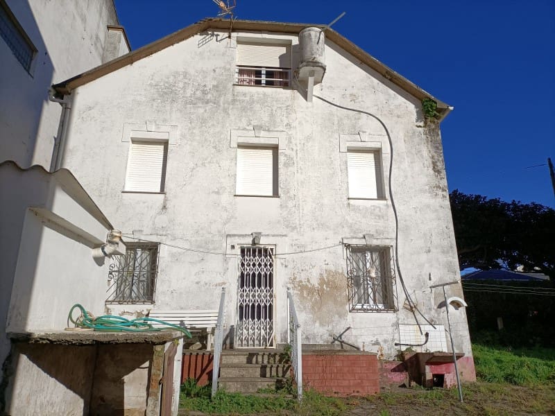 6 soveværelse Byhus til salg i Fene - € 130.000 (Ref: 6448670)