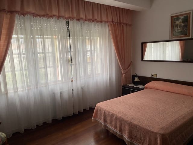 6 slaapkamer Villa te koop in Ares - € 420.000 (Ref: 6939286)