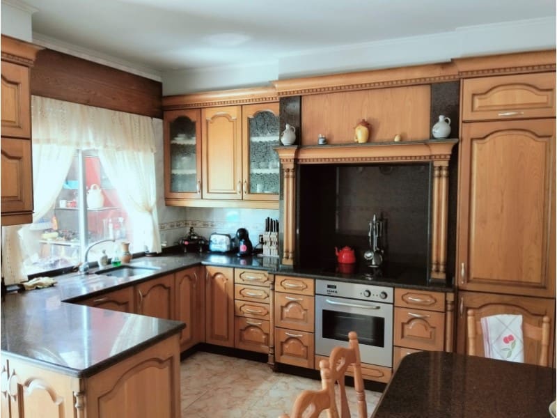 6 soveværelse Villa til salg i Ares - € 420.000 (Ref: 6939286)