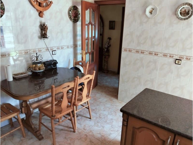 6 soveværelse Villa til salg i Ares - € 420.000 (Ref: 6939286)