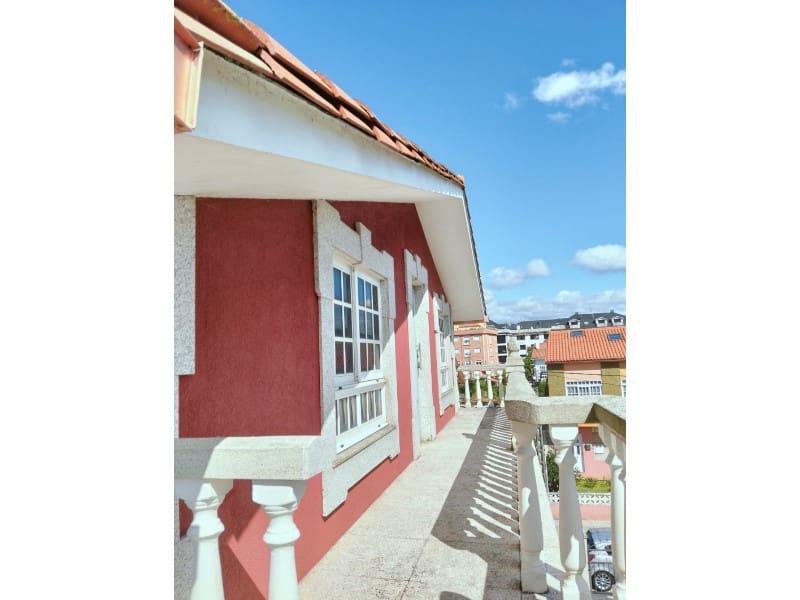 6 soveværelse Villa til salg i Ares - € 420.000 (Ref: 6939286)