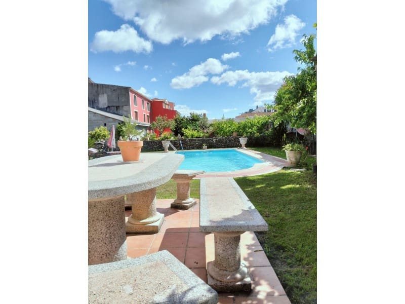 6 soveværelse Villa til salg i Ares - € 420.000 (Ref: 6939286)