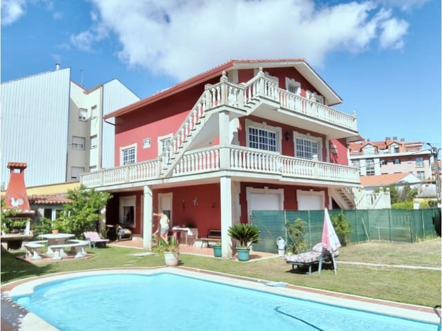 6 soveværelse Villa til salg i Ares - € 420.000 (Ref: 6939286)