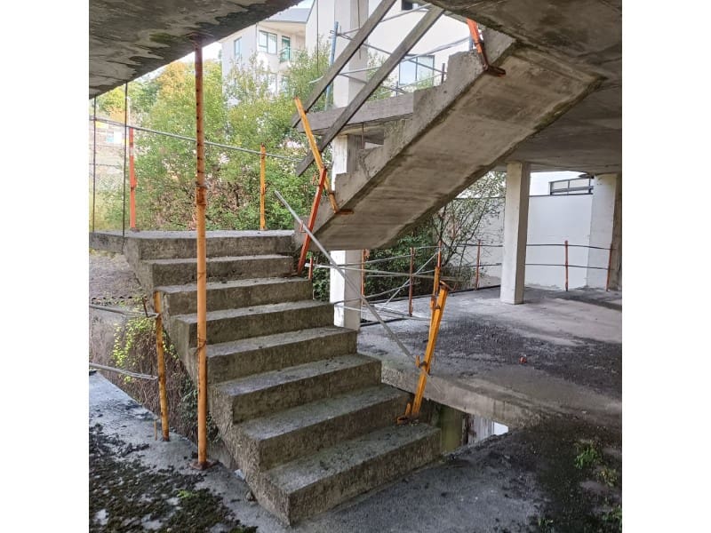 Byhus til salg i Fene med garage - € 132.800 (Ref: 6975365)