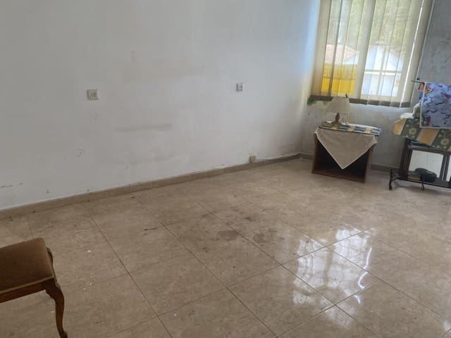 3 bedroom Apartment for sale in Mugardos - € 150,000 (Ref: 7004843)