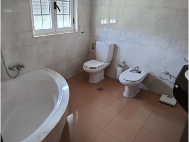 5 soverom Villa til salgs i Ferrol - € 365 000 (Ref: 7011861)