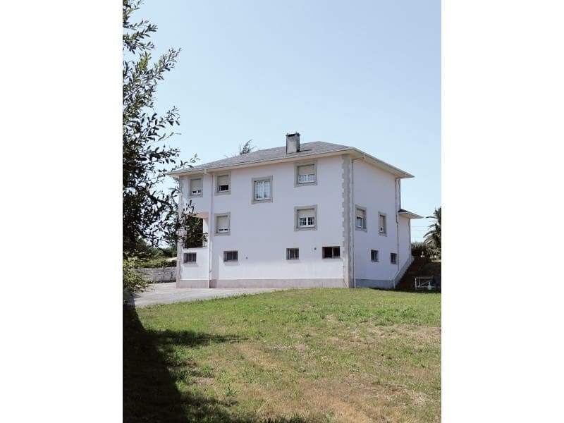 5 soveværelse Villa til salg i Ferrol - € 365.000 (Ref: 7011861)