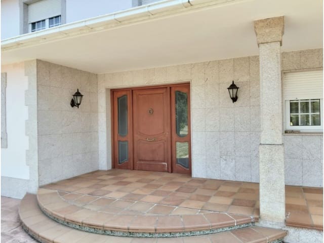 5 soverom Villa til salgs i Ferrol - € 365 000 (Ref: 7011861)