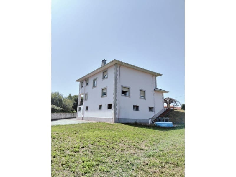 5 soveværelse Villa til salg i Ferrol - € 365.000 (Ref: 7011861)