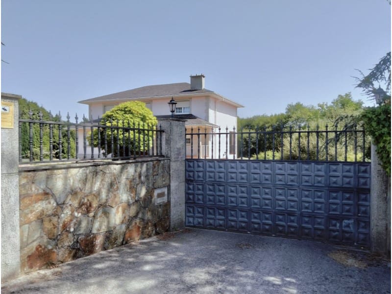 5 soveværelse Villa til salg i Ferrol - € 365.000 (Ref: 7011861)