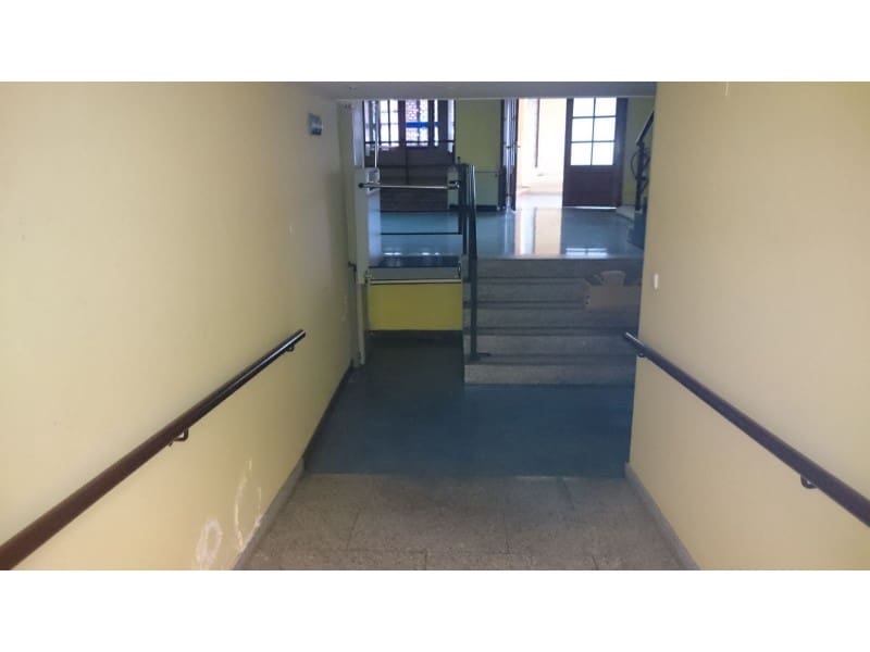 Erhverv til salg i Ferrol - € 490.000 (Ref: 7019548)