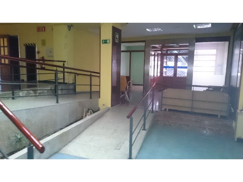 Erhverv til salg i Ferrol - € 490.000 (Ref: 7019548)