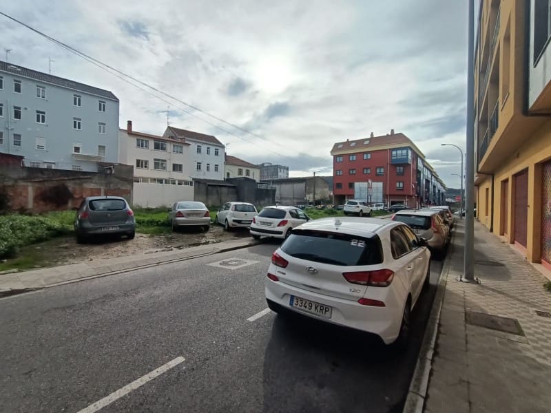 Erhverv til leje i Naron - € 300 (Ref: 7180461)