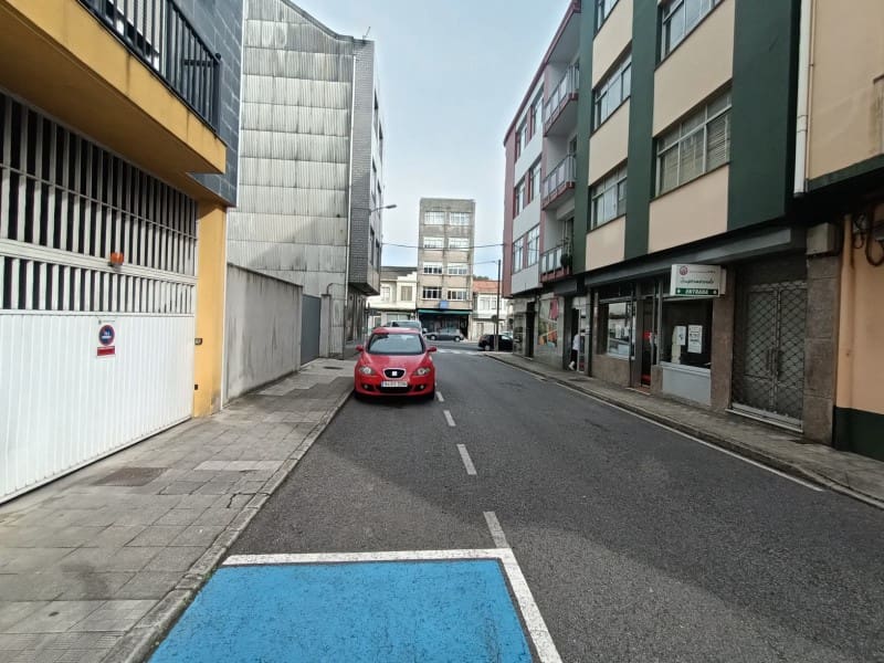 Erhverv til leje i Naron - € 300 (Ref: 7180461)