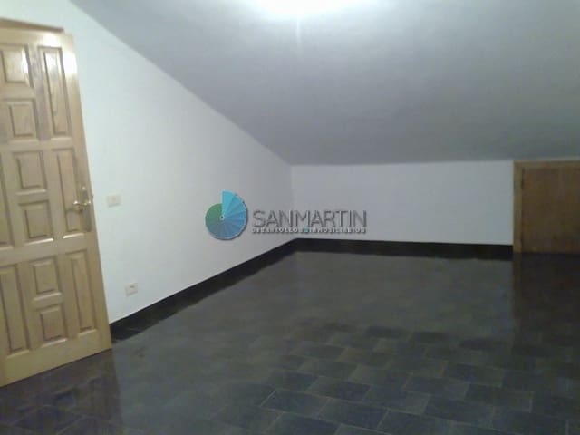 4 makuuhuone Paritalo myytävänä paikassa Ferrol - 240 000 € (Ref: 7259114)