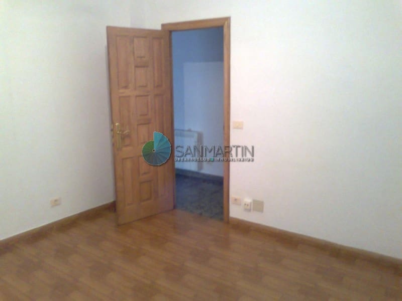 4 soveværelse Semi-Rækkehus til salg i Ferrol - € 240.000 (Ref: 7259114)