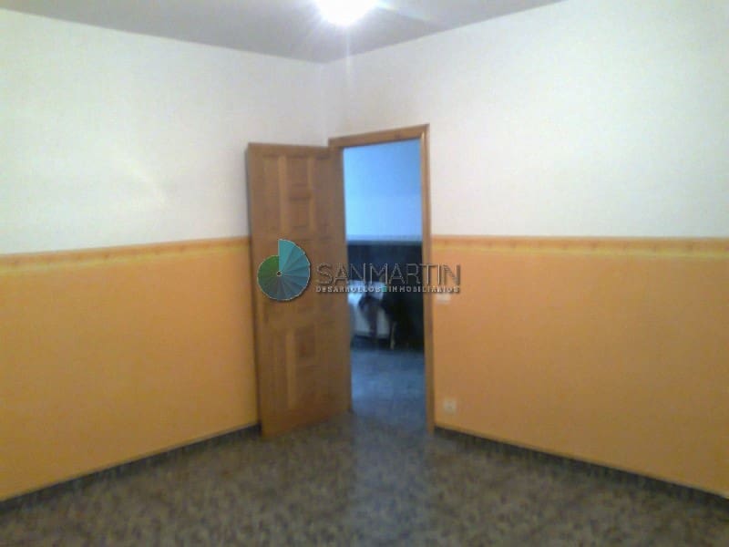 4 soveværelse Semi-Rækkehus til salg i Ferrol - € 240.000 (Ref: 7259114)