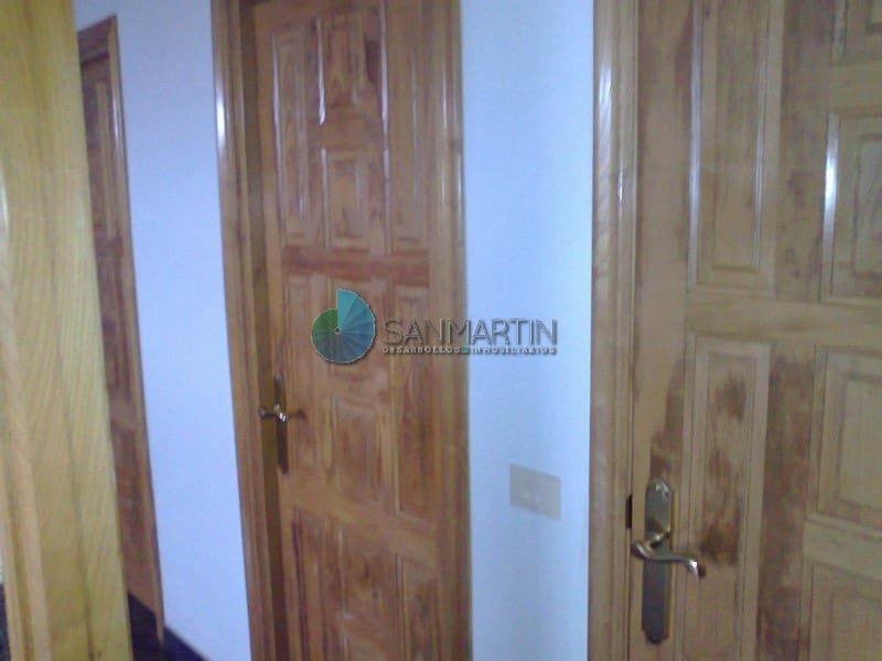 4 soveværelse Semi-Rækkehus til salg i Ferrol - € 240.000 (Ref: 7259114)