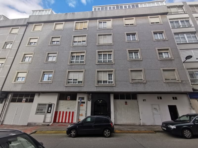Erhverv til leje i Ferrol - € 250 (Ref: 7259116)